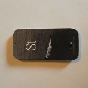 Seint Muse Highlighter